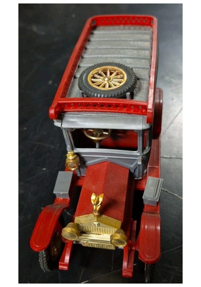MACCHININA MODELLINO IN PLASTICA 1907 ROLLS ROYCE COUPÉ NACORAL MADE IN SPAIN